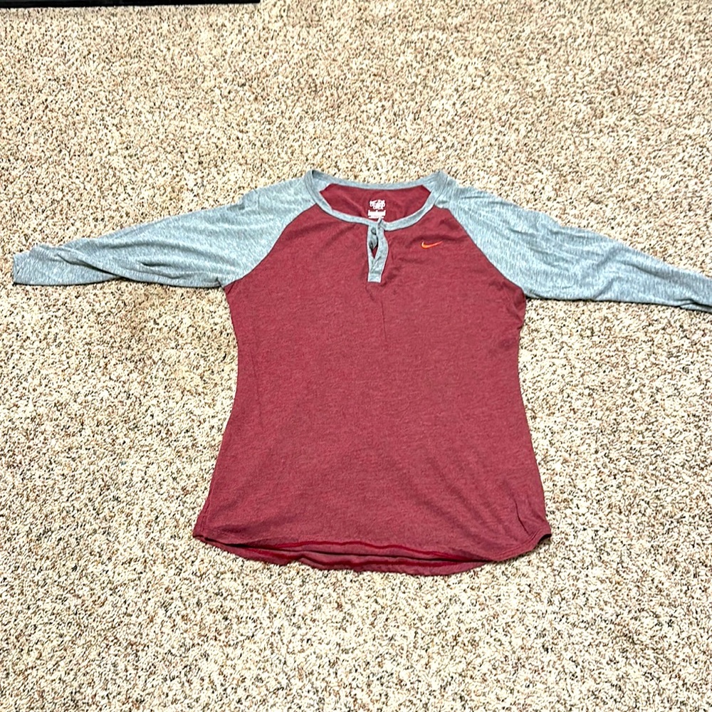 Women’s Nike shirts